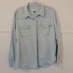 Universal Thread snap denim shirt